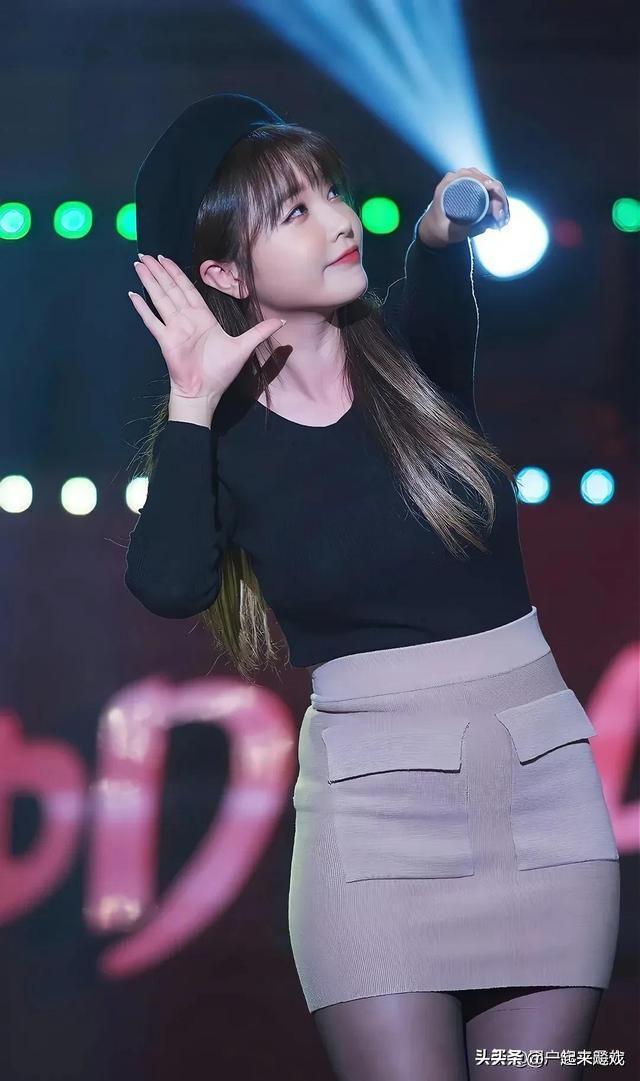 洪真英最新動(dòng)態(tài)揭秘，小巷特色小店的獨(dú)特魅力與隱藏寶藏