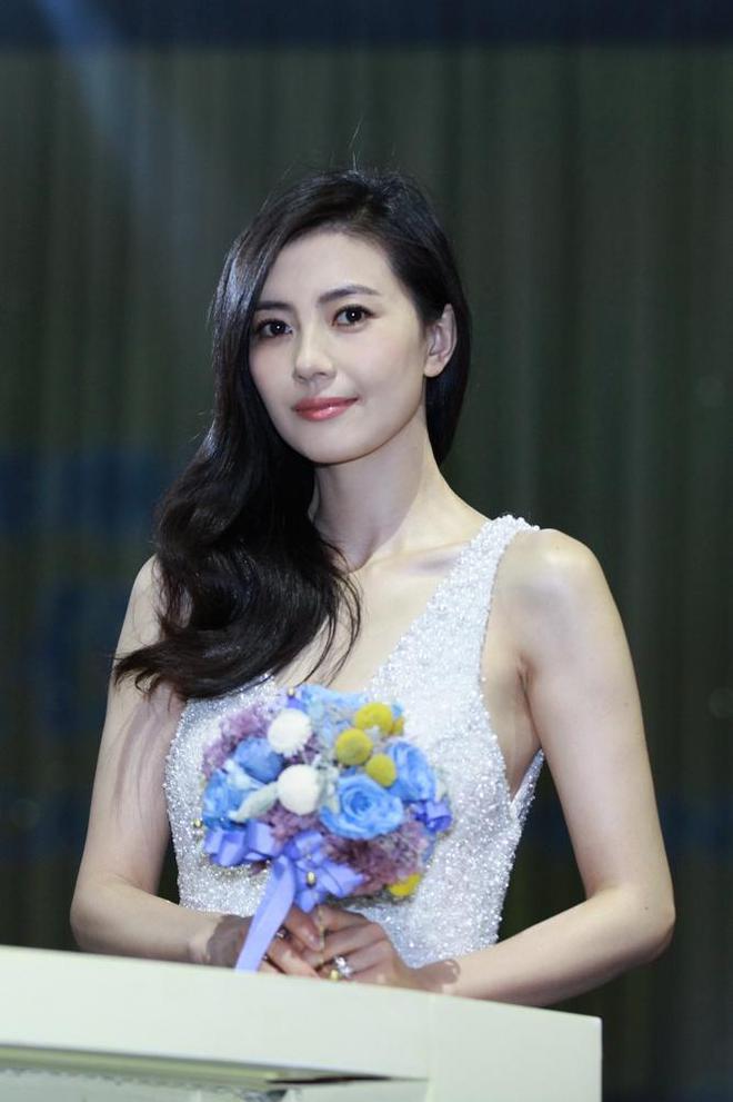 中國中年女演員發(fā)展演藝事業(yè)指南，步驟詳解