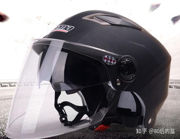 頭盔新規(guī)發(fā)布，多方觀點(diǎn)碰撞與個人立場探討