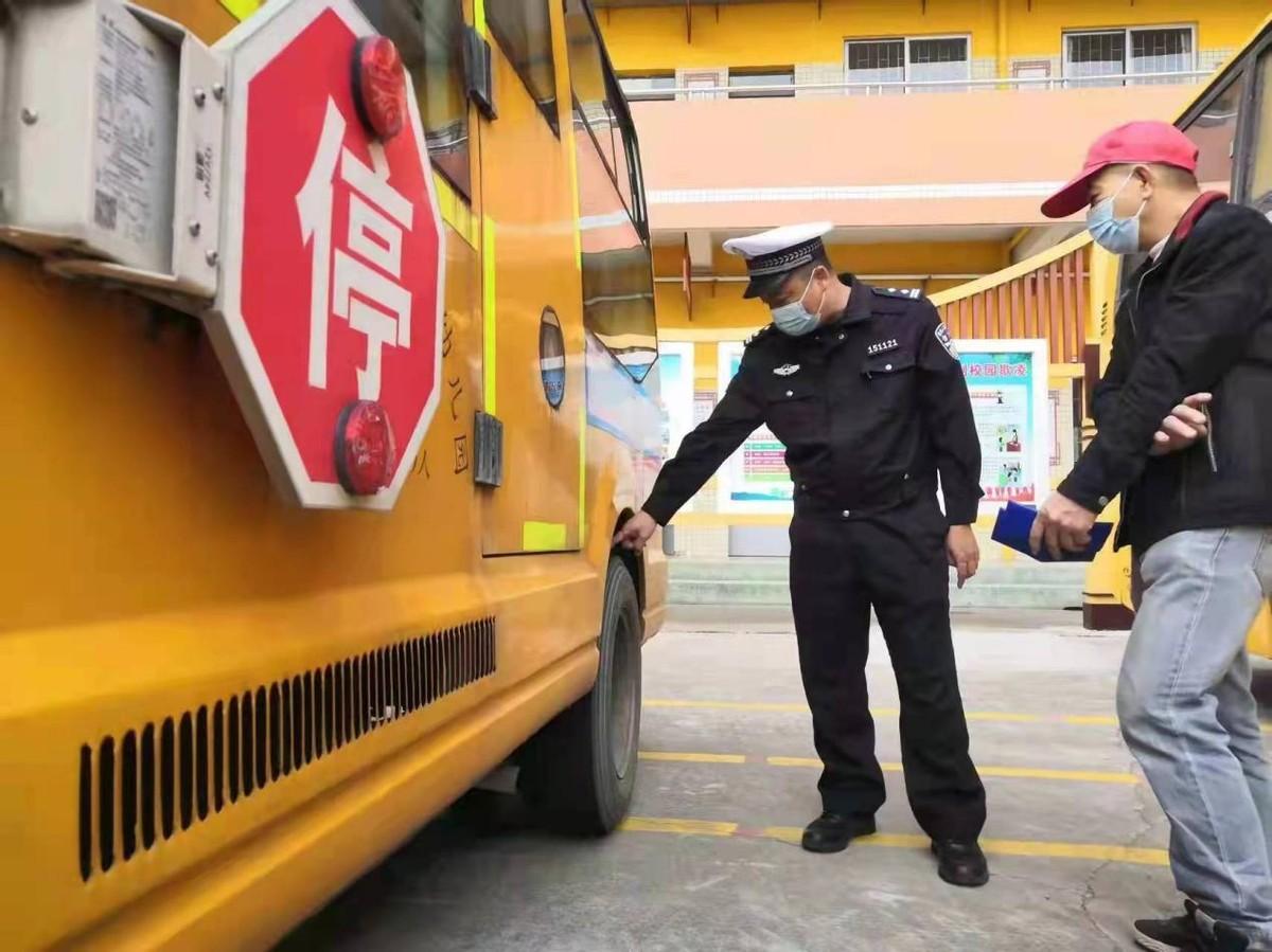 東莞交警最新動(dòng)態(tài)揭秘，巷弄間的秘密小店大揭秘！