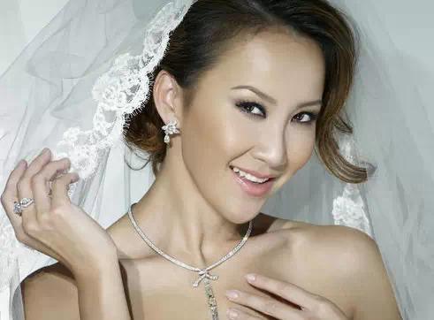 腿毛明星，毛發(fā)之下的溫暖故事與星光閃耀