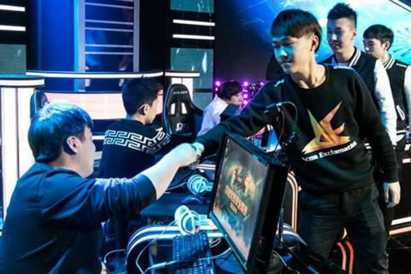 CF職業(yè)比賽禁用人物探究，背后的原因與影響分析