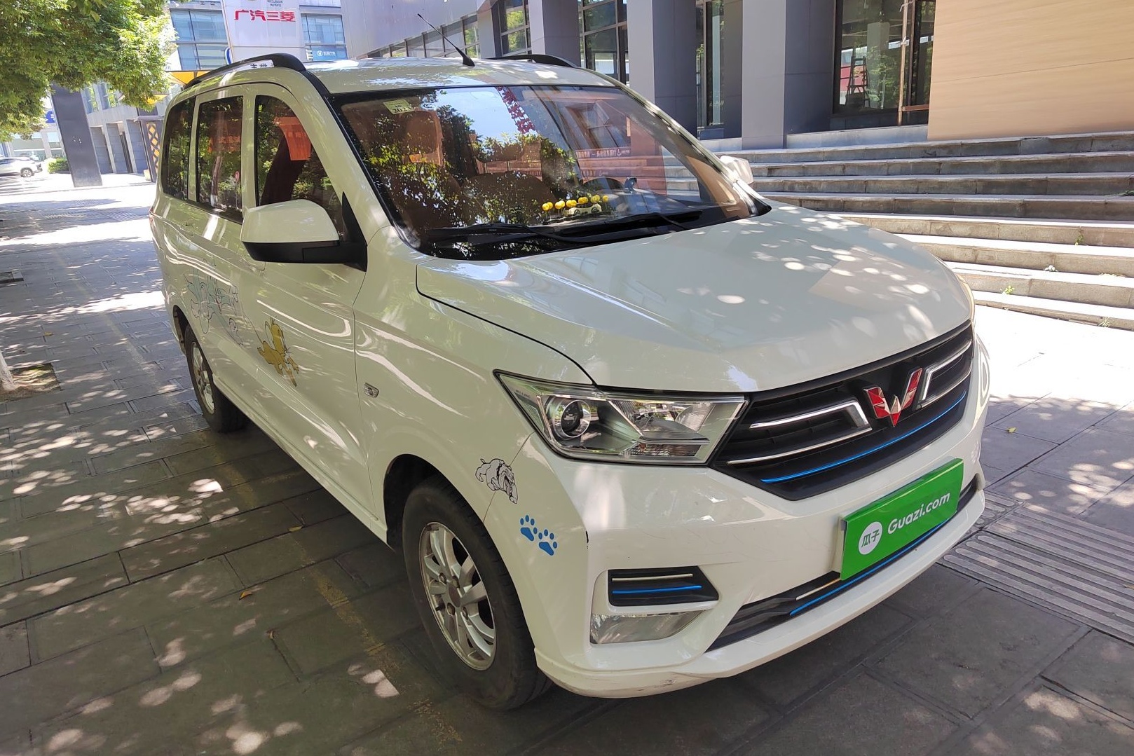 五菱宏光2018新款,五菱宏光2018新款，時(shí)代之光在華夏大地馳騁