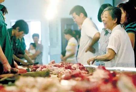 現(xiàn)代畜牧業(yè)發(fā)展多維度解析，肉農(nóng)資訊深度探討