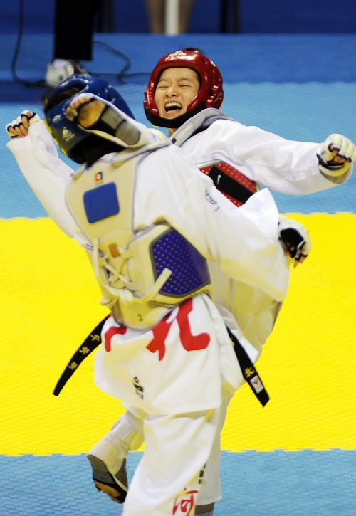 吳靜鈺跆拳道比賽視頻,吳靜鈺的跆拳道賽場，友情、汗水與夢想交織的日常