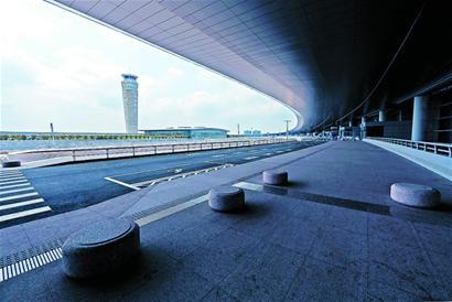 膠東國際機場最新進展,膠東國際機場最新進展，隱藏在小巷中的飛行夢想與獨特風味