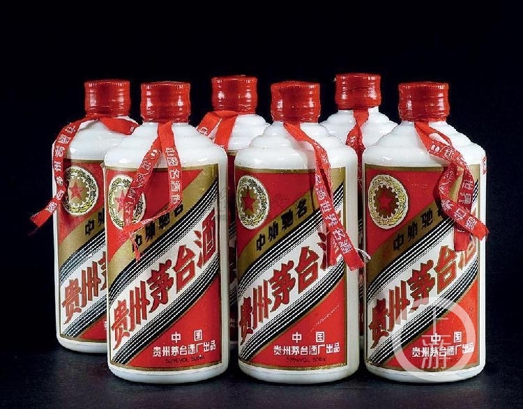 茅臺酒圖片價(jià)格揭秘，歷史影響、地位及獨(dú)特?cái)⑹? width=