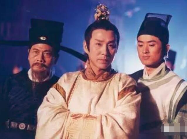 演包青天的演員，演繹變遷、自信與成就的力量傳奇之旅