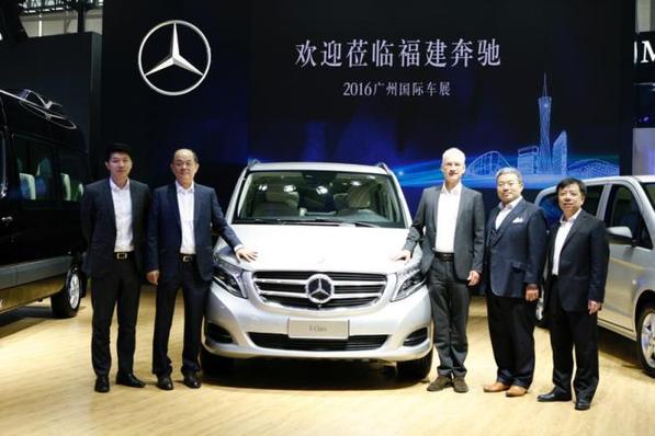 福建男籃全新陣容亮相，備戰(zhàn)賽場蓄勢待發(fā)