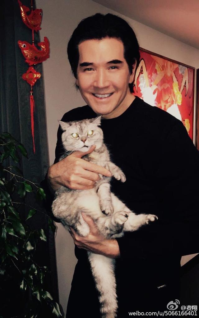 費(fèi)翔微博更新揭秘，小巷神秘小店探險(xiǎn)之旅！