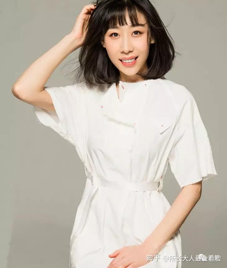 演員麗彩,演員麗彩，演藝之路的璀璨之星