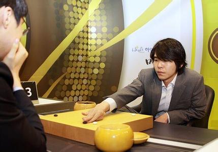 最新圍棋比賽動(dòng)態(tài)，棋逢對(duì)手，激發(fā)潛能與成就感之戰(zhàn)