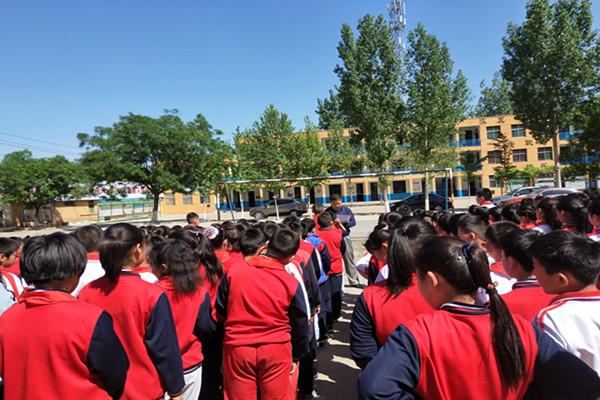 最新濟(jì)南高新區(qū)房價走勢,最新濟(jì)南高新區(qū)房價走勢與一家小巷中的獨(dú)特小店探索