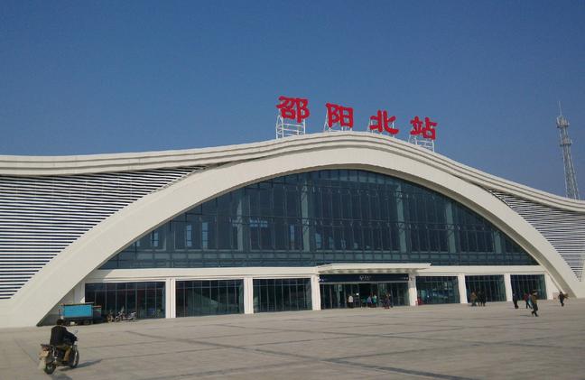 楊橋高鐵最新動(dòng)態(tài)揭秘，小巷深處的意外發(fā)現(xiàn)