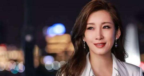 額頭窄的男明星風(fēng)采展示