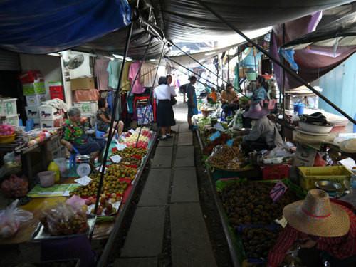 丹嫩沙朵水上市場，科技與生活融合的前沿體驗