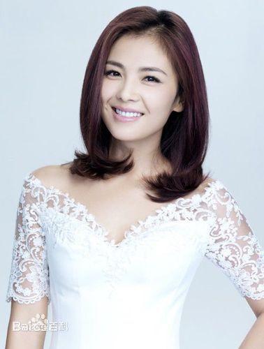 我不是精英演員表揭秘，都市職場輕喜劇的崛起與影響力