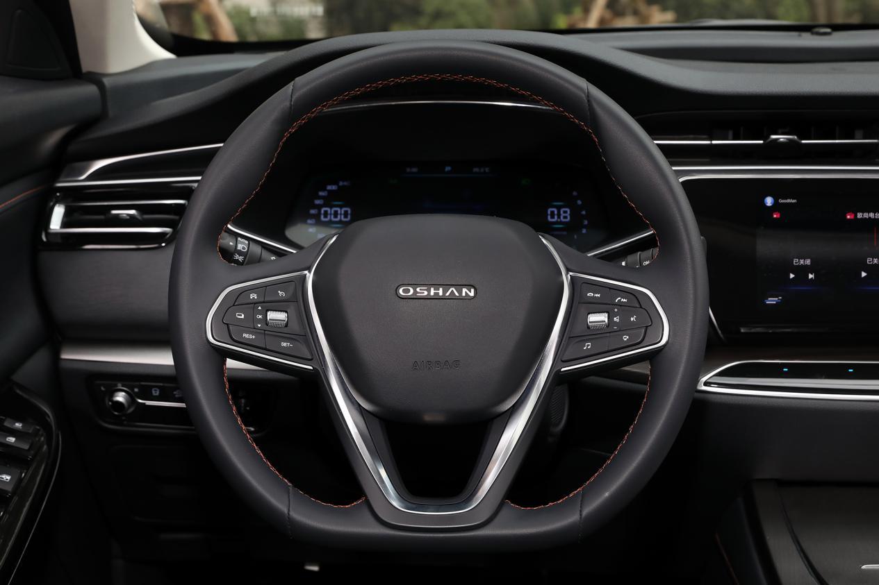 現(xiàn)象級(jí)產(chǎn)品誕生與影響，最新爆款引領(lǐng)潮流