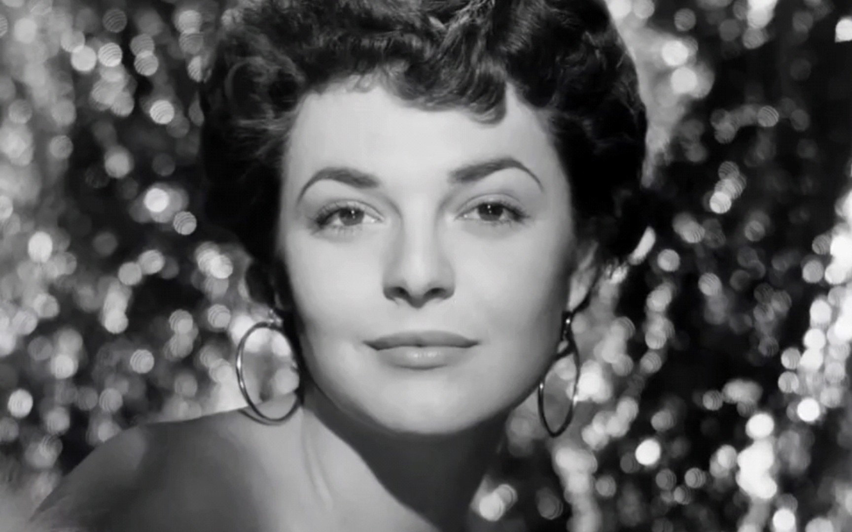 雙棲演員，科技與生活完美交融的典范代表