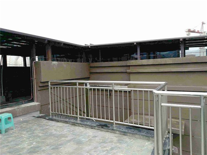 不銹鋼雨棚304選購(gòu)、安裝與預(yù)算詳解，價(jià)格指南及選購(gòu)建議