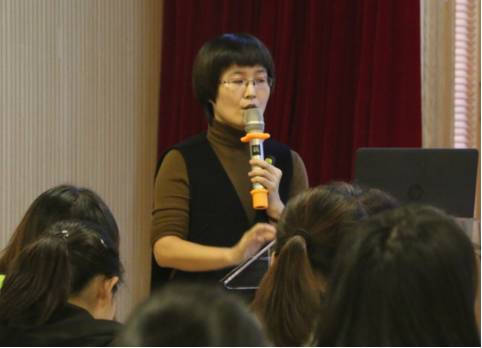 許建演員,許建演員，小巷深處的獨(dú)特魅力