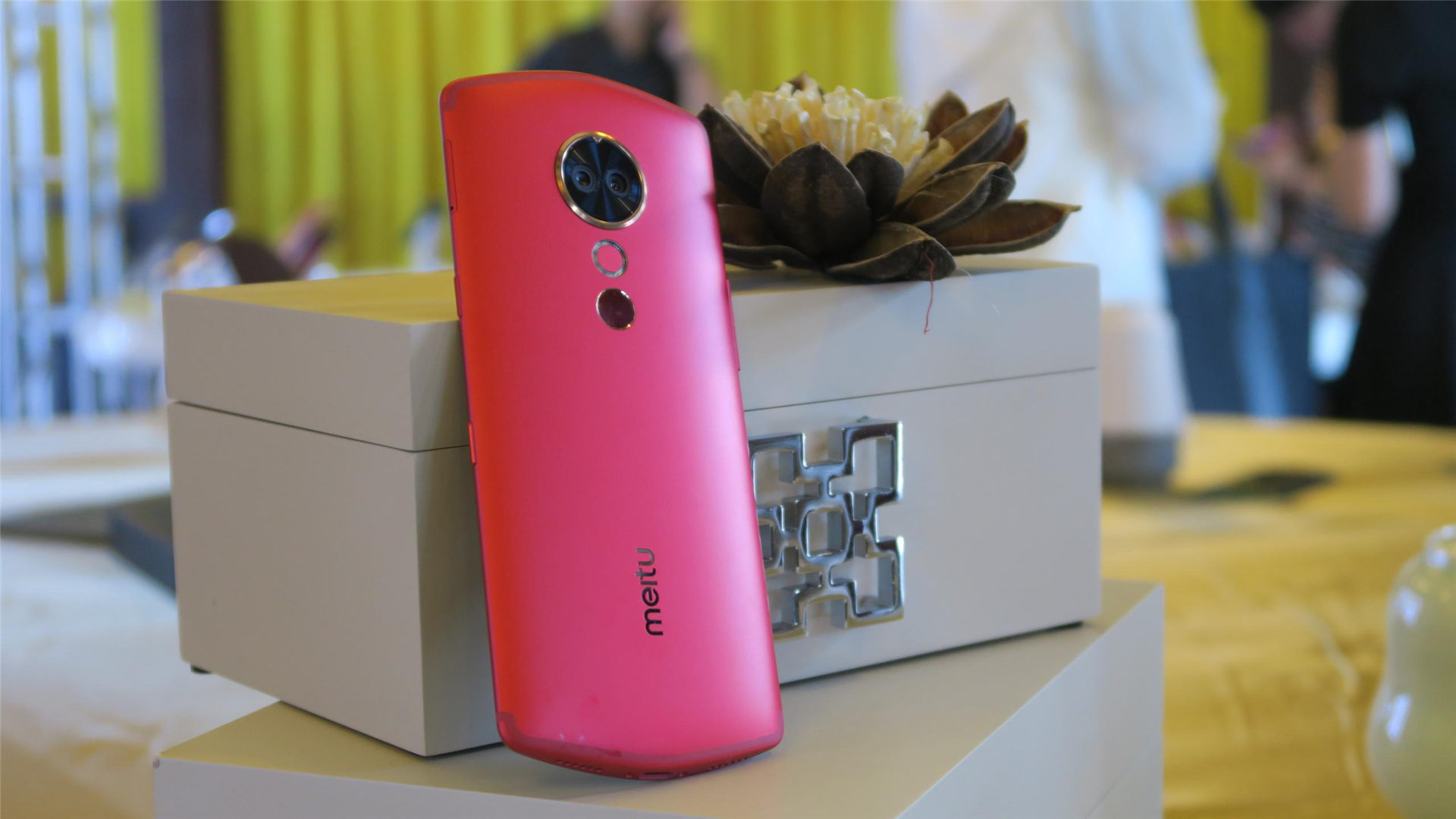 美圖最新手機(jī)款，科技與美學(xué)的巔峰融合