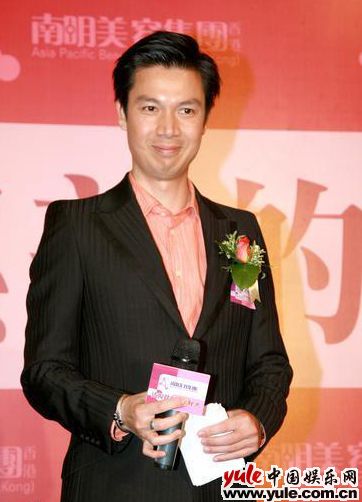 梁榮忠最新動(dòng)態(tài)，時(shí)代浪潮中的璀璨明星