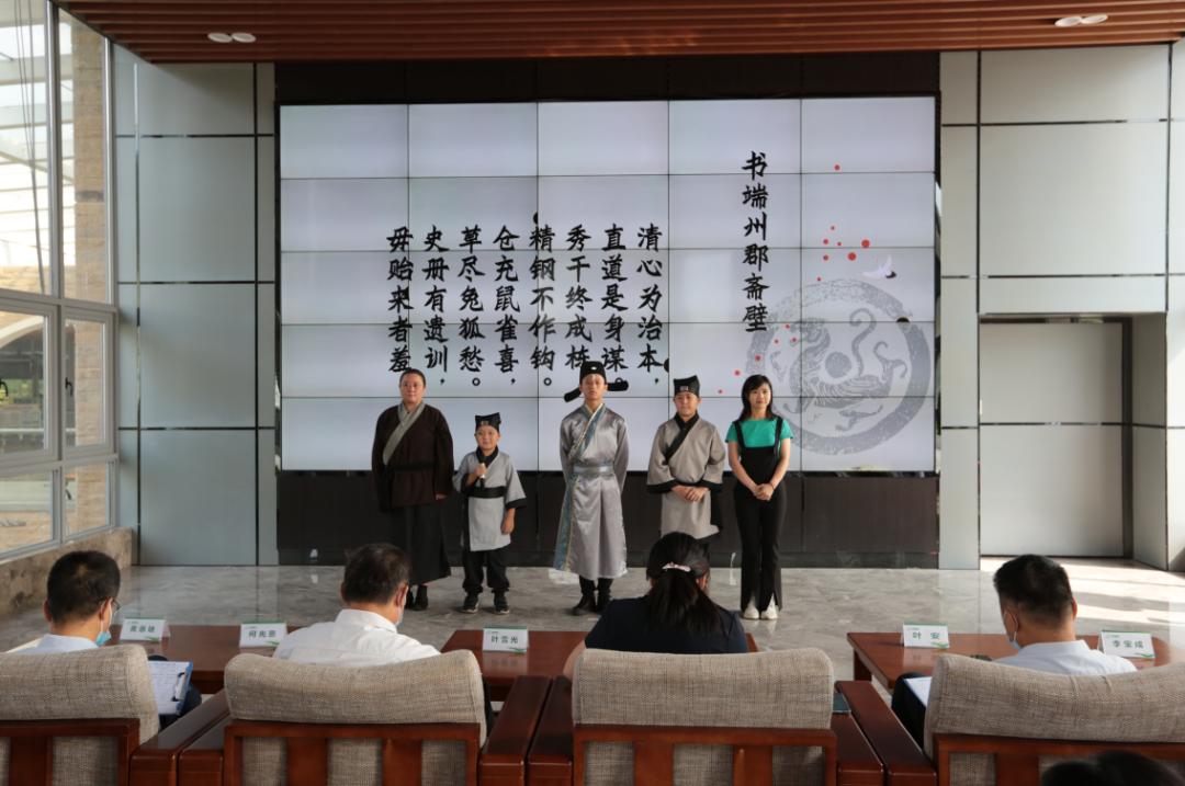 廉政之聲，小巷深處的演講與獨(dú)特小店的廉政故事