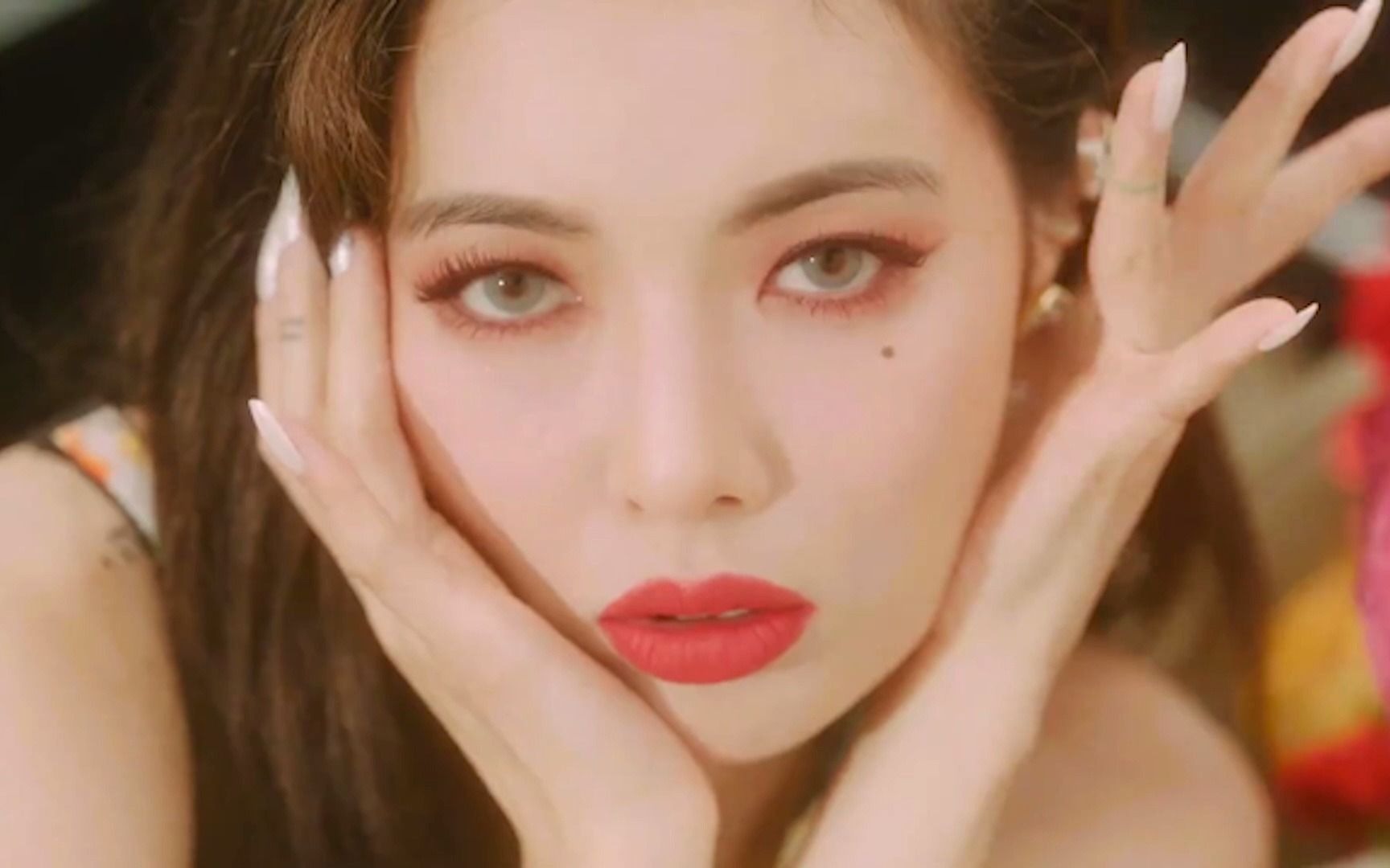 泫雅最新MV 2025，音樂與視覺的絕美融合