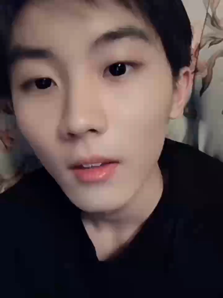 祺哥最新動(dòng)態(tài)，時(shí)代浪潮中的新星崛起