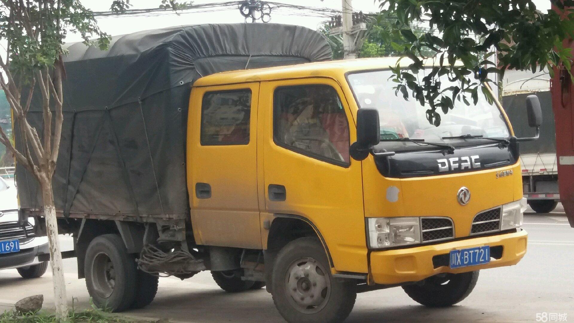東風(fēng)雙排輕卡最新款，引領(lǐng)城市物流新時(shí)代的翹楚典范