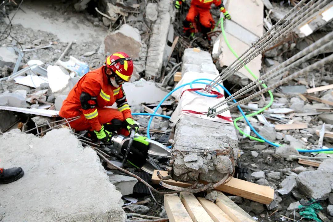 中國今日地震最新消息，溫馨的地震奇遇紀(jì)實