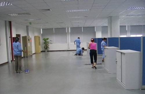 最新辦公室保潔員工作深度解析，多維度探討職責(zé)與角色