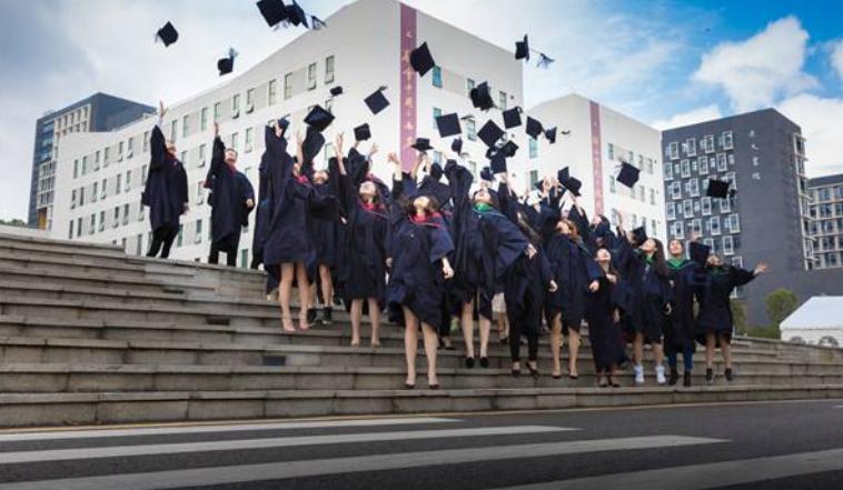 開州人才網(wǎng)最新招聘信息揭秘，小巷特色小店的隱藏魅力與招聘信息概覽