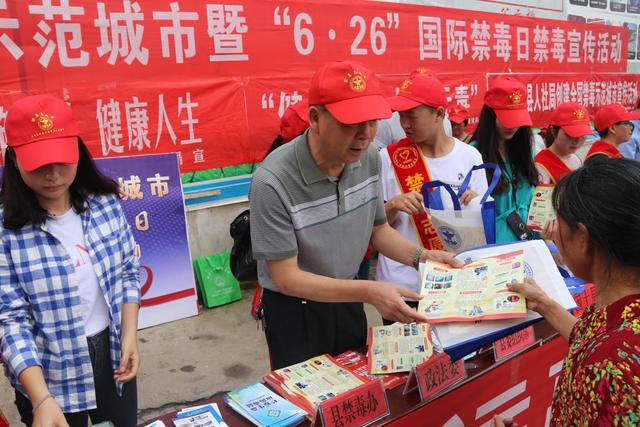 普安縣新任財政局局長引領(lǐng)改革，推動縣域經(jīng)濟(jì)新發(fā)展