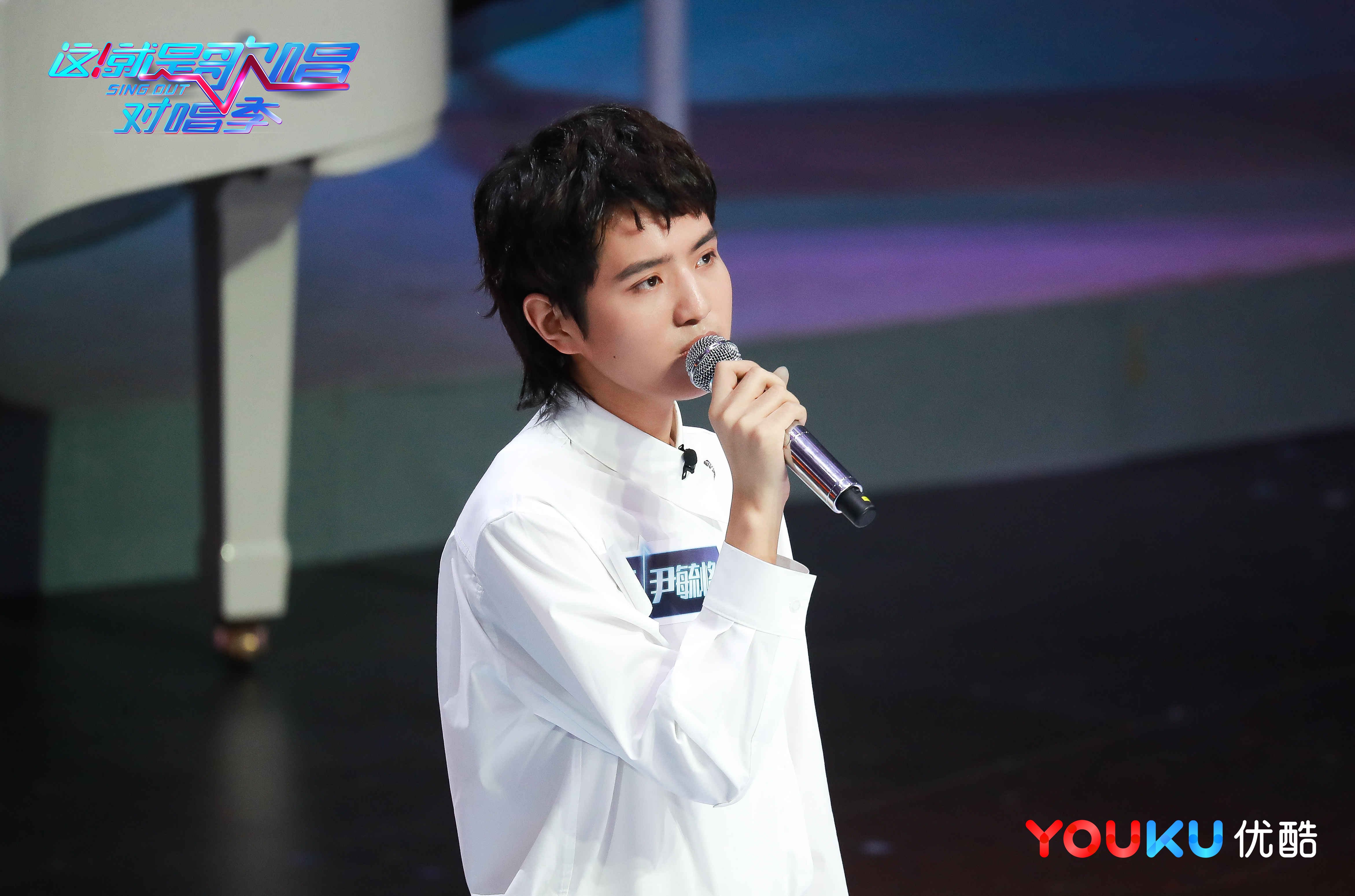 尹毓恪最新一期演唱回顧，小巷音樂(lè)盛宴與特色小店的奇妙緣分