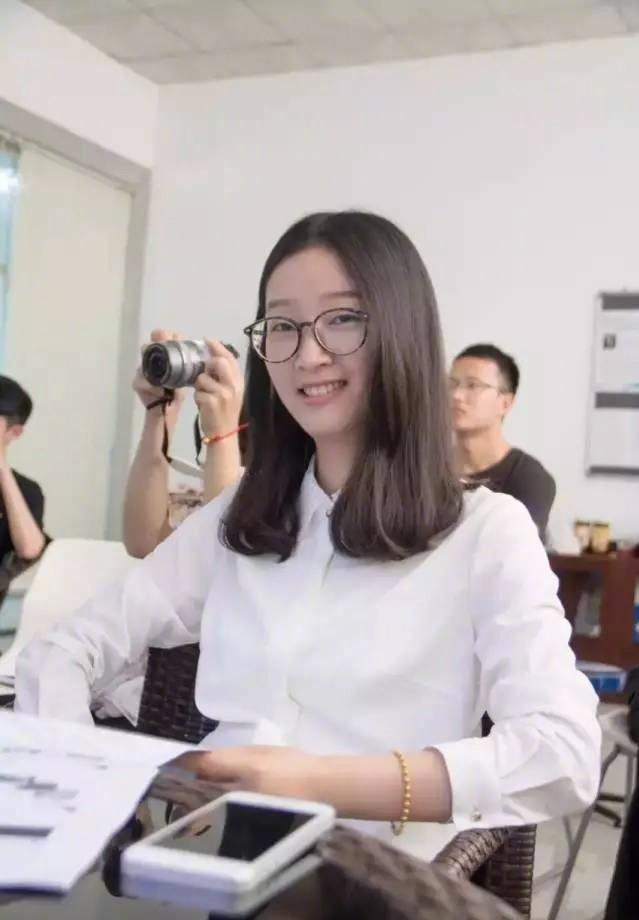 失蹤女孩章穎穎最新消息揭秘，神秘小巷中的小店關(guān)聯(lián)揭秘？