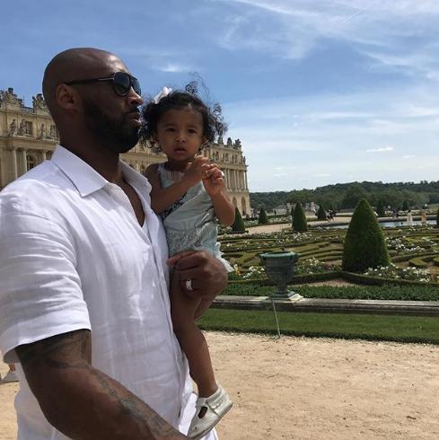 科比最新新聞更新??