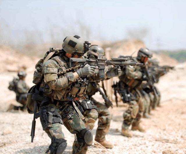 兵王洛天最新章節(jié)揭秘，小巷神秘寶藏與特色小店的奇遇