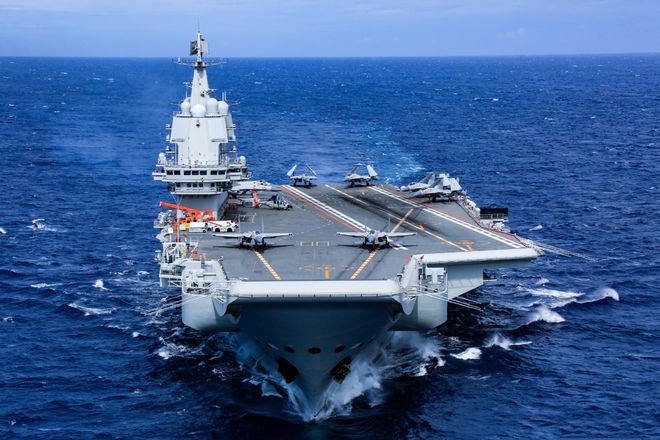 中國(guó)最新航空母艦，未來(lái)海疆的堅(jiān)實(shí)守護(hù)者