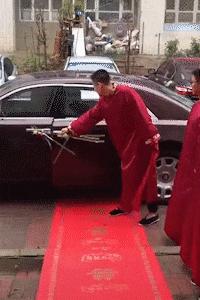 極品小保安的逆襲，學習成長與自信成就之路