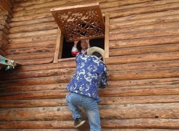 導(dǎo)游那些事最新章節(jié)，變化中的學(xué)習(xí)，成就自信的旅程