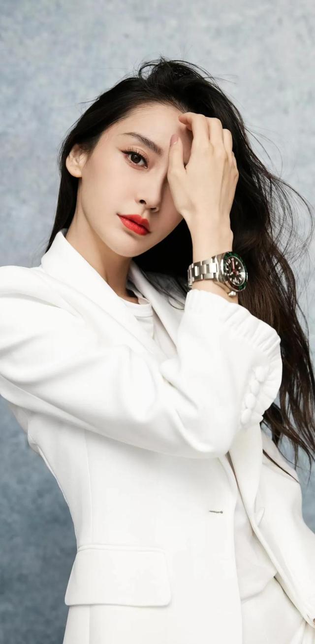 楊穎最新圖片2025，公眾視角下的審美變遷揭秘