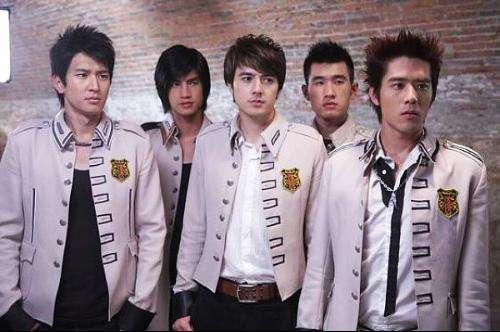 韓國全智賢新劇城市暖陽下的陪伴熱播