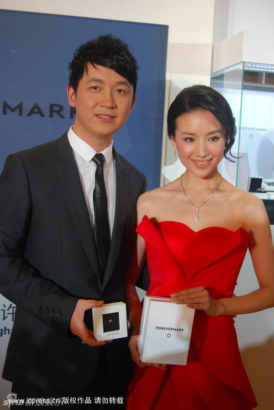 董潔2025最新動(dòng)態(tài)，變化中的力量，閃耀星光的勵(lì)志之旅