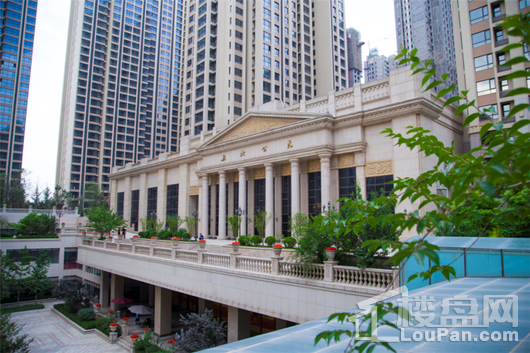 奧北公元最新房價，時代印記與市場動態(tài)的影響