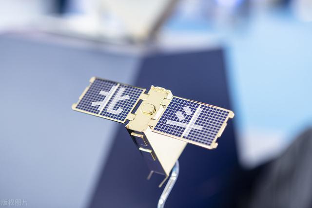 引領(lǐng)時(shí)代，開(kāi)啟智慧之旅，最新2025手機(jī)導(dǎo)航引領(lǐng)你前行