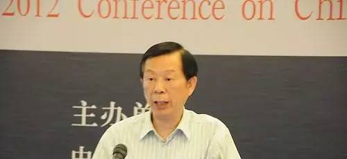 重鋼董榮華最新動態(tài)，小巷中的隱藏美食寶藏揭秘