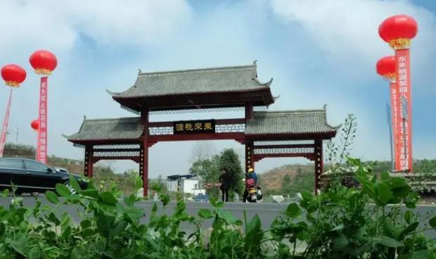 賈家鎮(zhèn)最新動工項目揭秘，小巷特色小店崛起之路